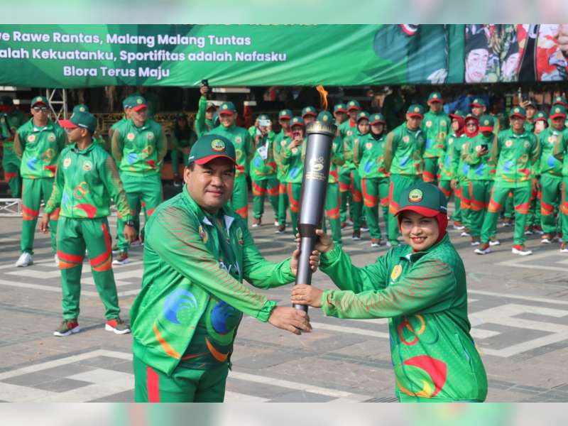 Targetkan 10 Besar, Bupati Blora Lepas Kontingen Porprov Jateng XVI
