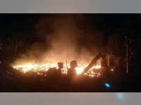 Diduga Akibat ‘Bediang’, Kandang dan Rumah Warga Ngasem, Bojonegoro Ludes Terbakar