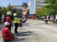 60 Satpam Semen Tuban Jalani Pelatihan Security Fire Fighter Training