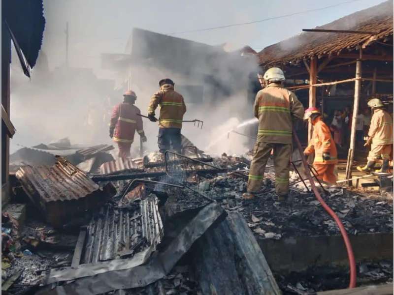 Tren Kebakaran di Bojonegoro Mulai Turun, Dinas Pemadam Kebakaran Imbau Masyarakat Tetap Waspada