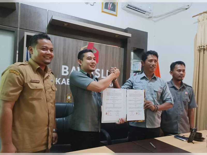 Bawaslu dan PWI Blora Teken Kerja Sama Sukseskan Pemilu 2024