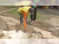 DLH Bojonegoro Ambil Sampel Air Semburan di Kedungadem untuk Uji Laboratorium