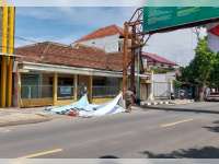 Bawaslu Blora Copot Sejumlah Baliho yang Dinilai Melanggar Aturan