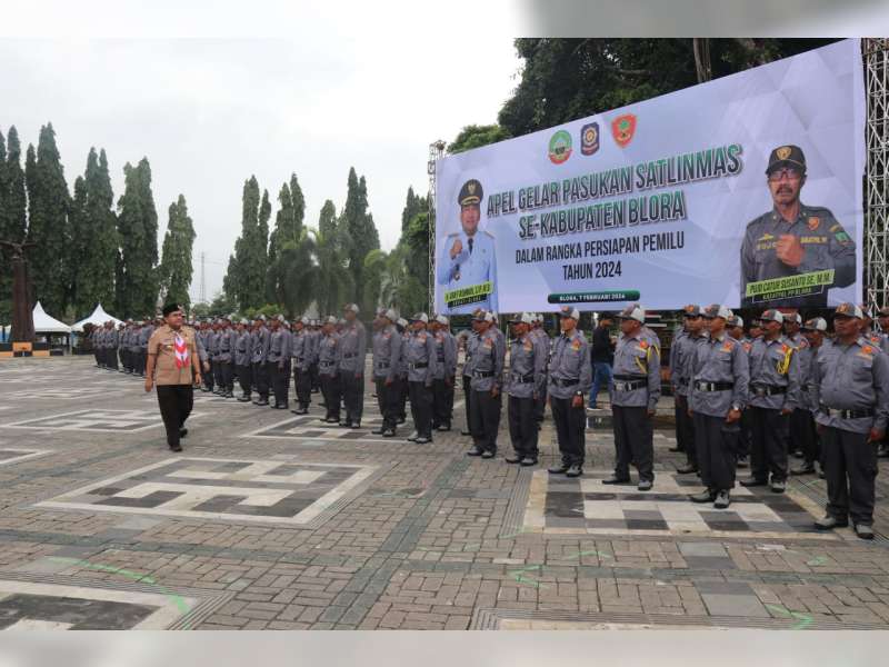 Jelang Pemilu Serentak, Satpol PP Blora Gelar Apel Siaga Satlinmas