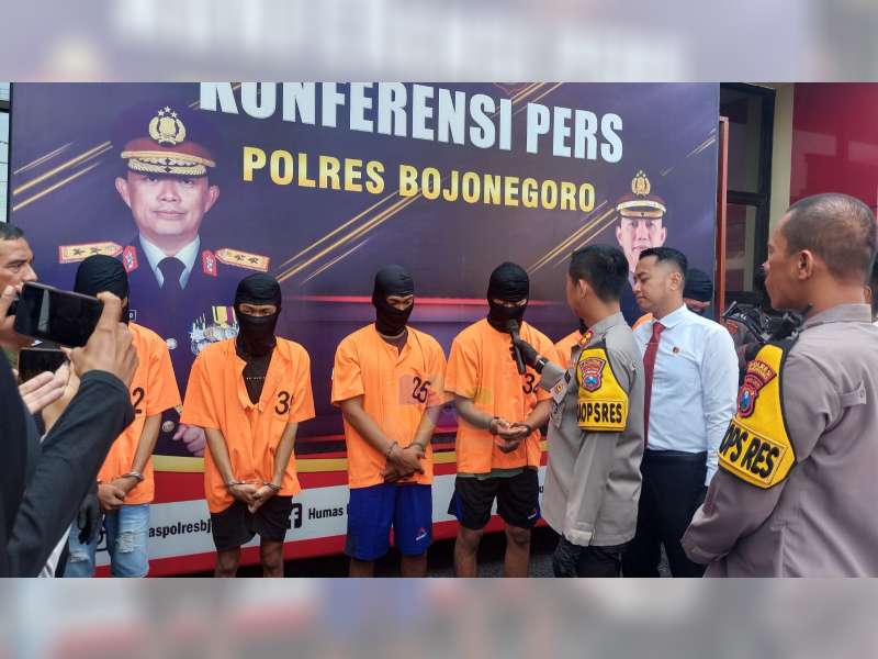 Polisi Tangkap 9 Tersangka Penganiayaan yang Akibatkan Remaja di Dander, Bojonegoro Meninggal