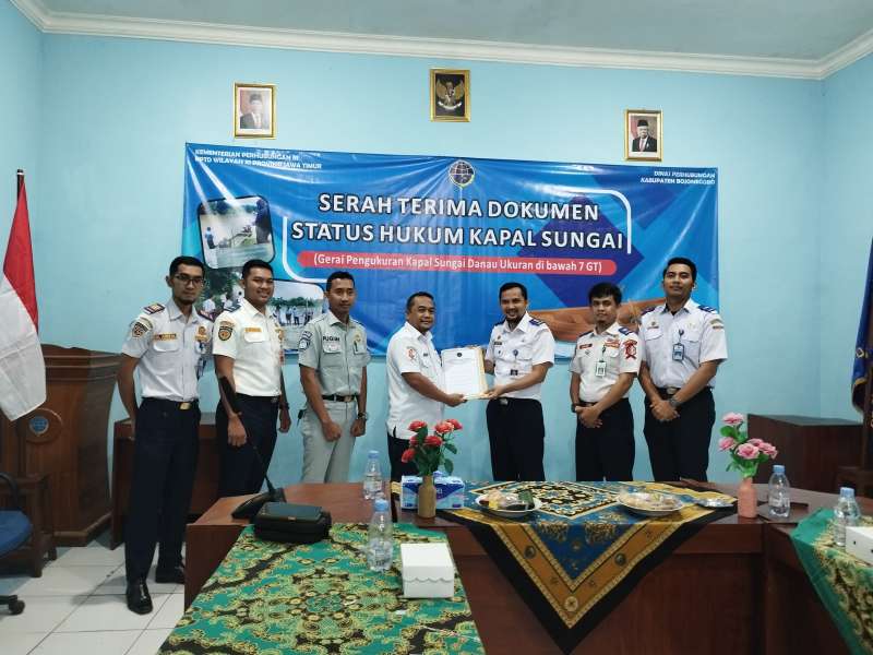 38 Perahu Penyeberangan Sungai Bengawan Solo di Bojonegoro Dilegalkan