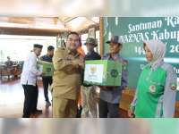 Bupati Blora Serahkan 2.388 Santunan Baznas