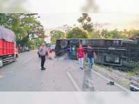 Tabrakan Bus dan Motor di Baureno, Bojonegoro, Kernet Bus dan Pembonceng Motor Meninggal Dunia