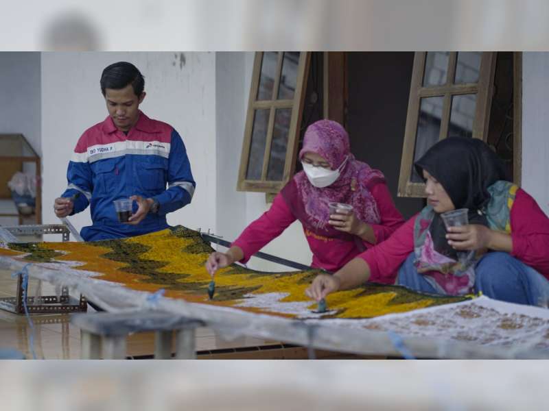 Batik Kembang Sambiloto, Karya Kreatif Ibu-ibu Desa Sambiroto, Bojonegoro