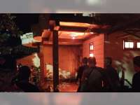 Ditinggal Pergi ke Luar Kota, Rumah Warga Kedungadem, Bojonegoro Terbakar