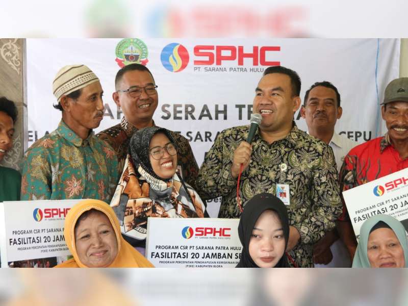 Bupati Blora Apresiasi PT SPHC Bangun 20 Jamban untuk Keluarga Kurang Mampu