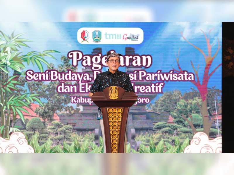 Pj Bupati Harap Pagelaran Seni di TMII Mampu Mendongkrak Pasar UMKM Bojonegoro