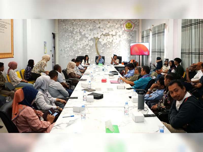 Doktor Cantika Bagikan Tips Penelitian dan Pengabdian Masyarakat Internasional di Unigoro