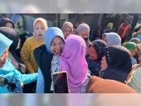 Cabup-Cawabup Bojonegoro Nomor Urut 02, Setyo Wahono-Nurul Azizah Sapa Pedagang Pasar