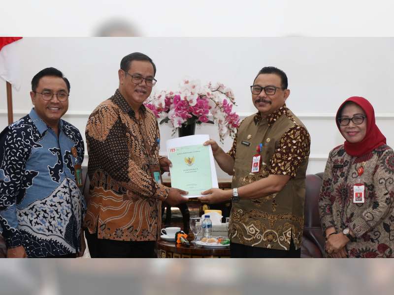 Pemkab Bojonegoro Limpahkan Kepemilikan Akademi Kebidanan ke Kementerian Kesehatan RI