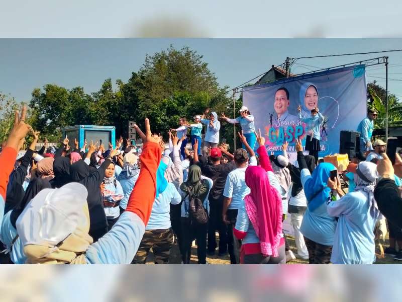 Calon Wakil Bupati Bojonegoro Nurul Azizah ‘Senam Sehat Gaspol’ bersama Ratusan Relawan