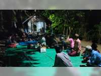 Relawan Pendukung Wahono-Nurul Gelar Doa Bersama di Makam Wali Kidangan Malo, Bojonegoro