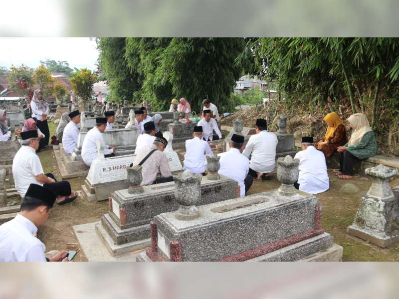 Rutin Digelar, Keluarga Bupati Blora Terdahulu Sambut Baik Kegiatan Silaturahmi dan Ziarah