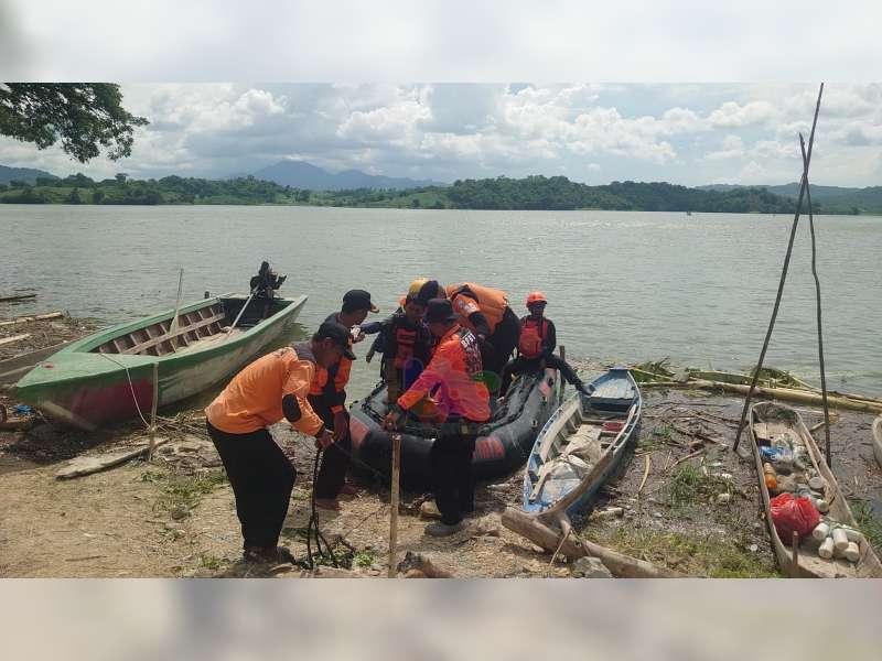 Satu Warga Gondang, Bojonegoro yang Terseret Arus Anak Sungai Kali Pacal Ditemukan