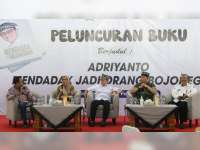 Buku ‘Mendadak Jadi Orang Bojonegoro’ Kado Perpisahan Terindah Pj Bupati Adriyanto