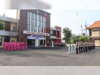 Kapolres Bojonegoro Pimpin Upacara Sertijab Kasat Resnarkoba dan 8 Kapolsek Jajaran