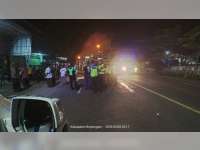 Truk Tubruk Truk di Sumberrejo, Bojonegoro, Seorang Pengemudi Luka Berat