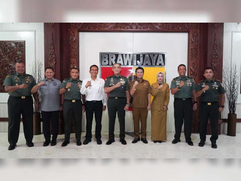 Bupati Bojonegoro Hadiri Penandatanganan Kerja Sama Pemprov Jatim dengan Kodam V Brawijaya