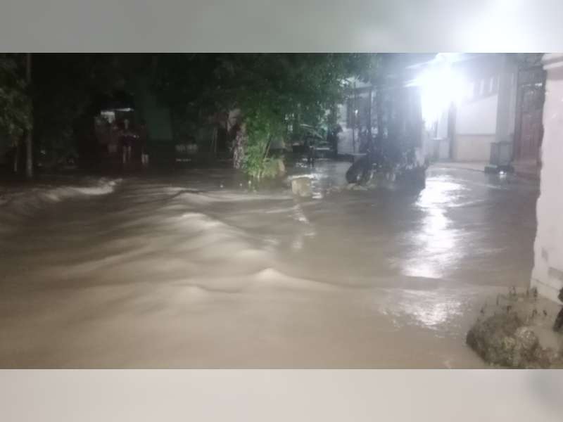 Banjir Terjang 6 Desa di Bojonegoro, Ratusan Rumah Tergenang, Satu Orang Dilaporkan Meninggal
