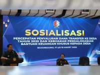 Bupati Bojonegoro Hadiri Sosialisasi Percepatan Penyaluran Dana Transfer ke Desa