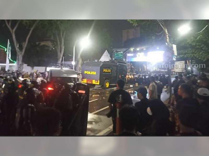 AJI Bojonegoro Kecam Pelaku Kekerasan Terhadap Jurnalis saat Meliput Aksi Tolak UU TNI di Surabaya