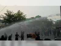 Demo Mahasiswa Tolak Pengesahan UU TNI di Bojonegoro Diwarnai Kericuhan