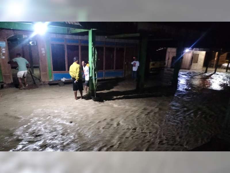 Banjir Bandang Terjang 3 Desa di Kecamatan Sekar, Bojonegoro, Puluhan Rumah Warga Tergenang