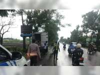 Motor Tabrak Truk Boks dari Belakang, Seorang Pelajar di Kapas, Bojonegoro Meninggal Dunia
