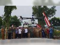 Dorong Pertanian Modern, Bupati Bojonegoro Hadiri Peluncuran Teknologi Drone Pertanian
