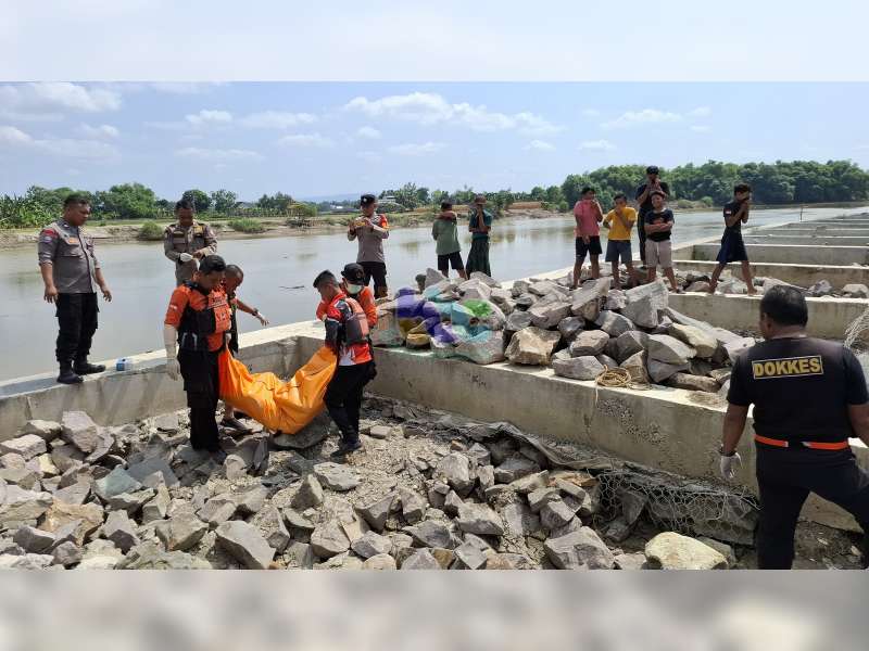 Mayat yang Ditemukan di Sungai Bengawan Solo Baureno, Bojonegoro Telah Diketahui Identitasnya