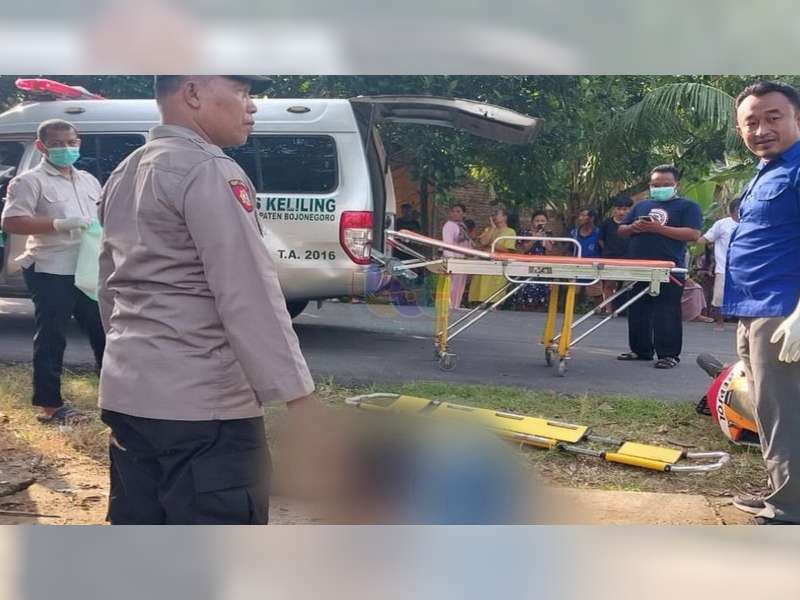 Motor Tabrak Truk di Temayang, Bojonegoro, Seorang Pemotor Meninggal di TKP