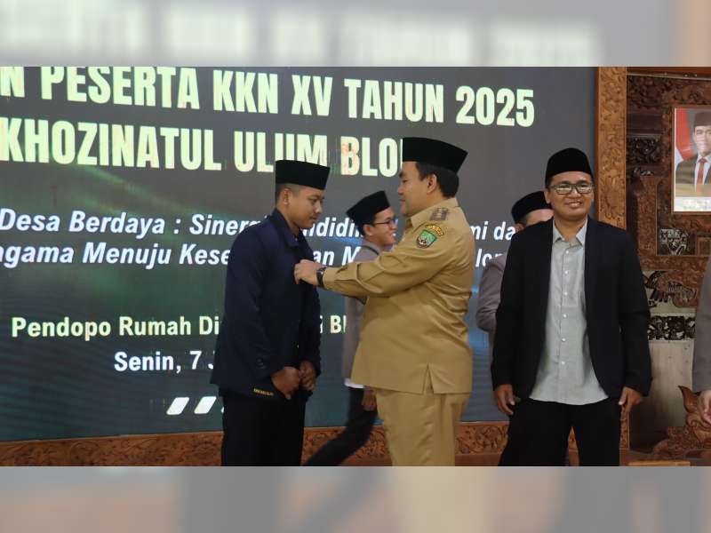 Bupati Lepas KKN 200 Mahasiswa IAI Khozinatul Ulum Blora, 10 di Antaranya ke Malaysia