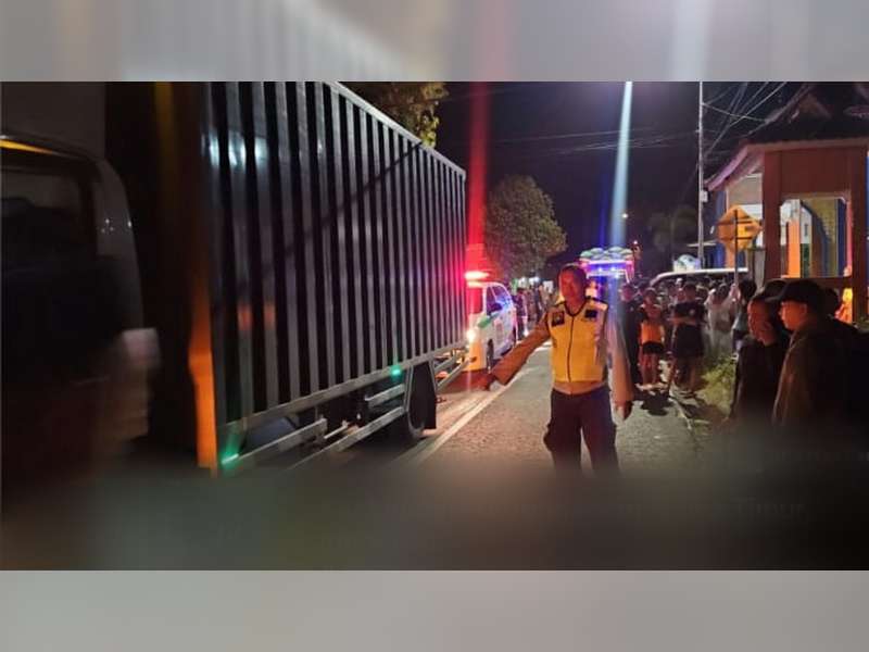 Terlindas Truk, Pembonceng Motor di Kedungadem, Bojonegoro Meninggal di TKP