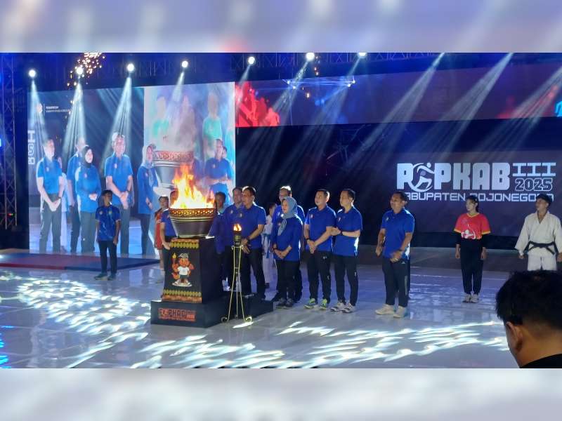 Bupati Bojonegoro Resmi Membuka POPKAB, Pekan Paralimpik Pelajar, dan Kejurcam 2025