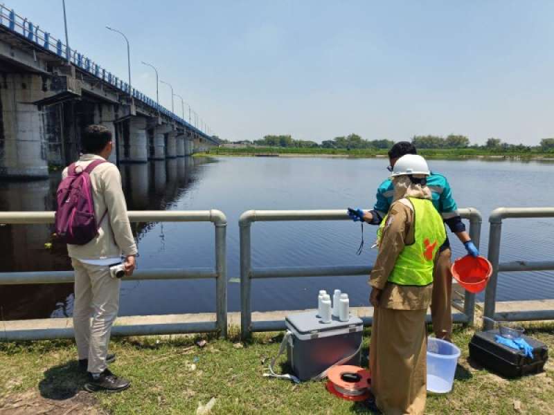 Hasil Uji Lab Sampel Air Bengawan Solo Keluar 8 Oktober