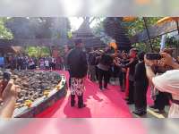Prosesi Pengambilan Api Abadi Awali Puncak Peringatan Hari Jadi Bojonegoro Ke-348