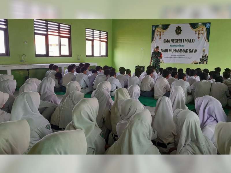 Serentak, Babinsa Kodim Bojonegoro Gelar Penguatan Bela Negara di Kalangan Pelajar