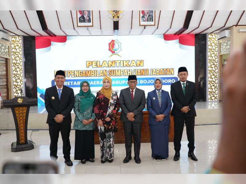 Bupati Wahono Lantik Edi Susanto sebagai Sekda Bojonegoro