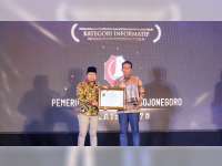 Pemkab Bojonegoro Raih Penghargaan Keterbukaan Informasi Awards Jawa Timur 2025