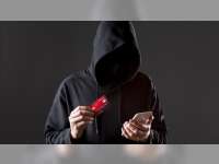 Modus Terbaru Maling M-Banking Makin Canggih, Ini 11 Tips Penting OJK