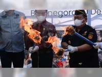 Bea Cukai Bojonegoro Musnahkan 8,36 Juta Batang Rokok Ilegal Senilai Rp12,4 M