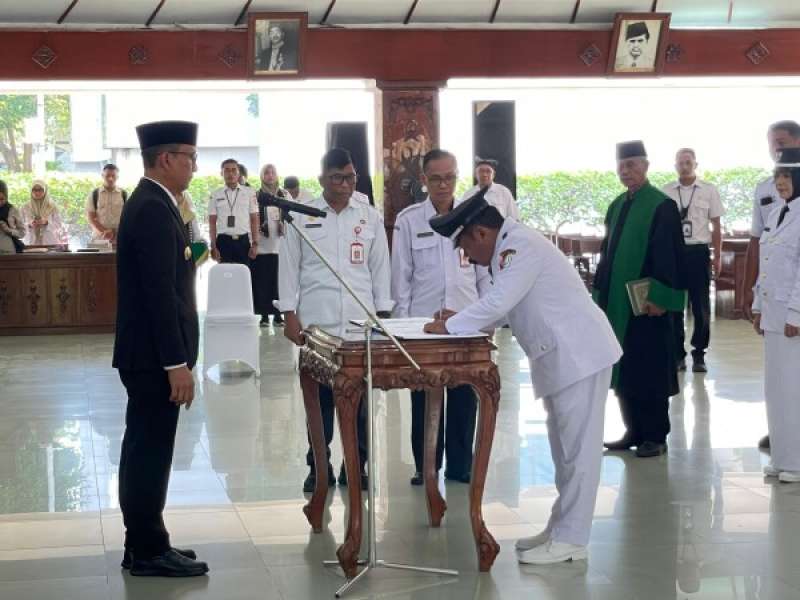 Pelantikan Pilkades PAW, Bupati Bojonegoro Harap