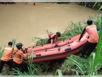 Delapan Santri Blora Tenggelam di Sungai Lusi, Tiga Selamat