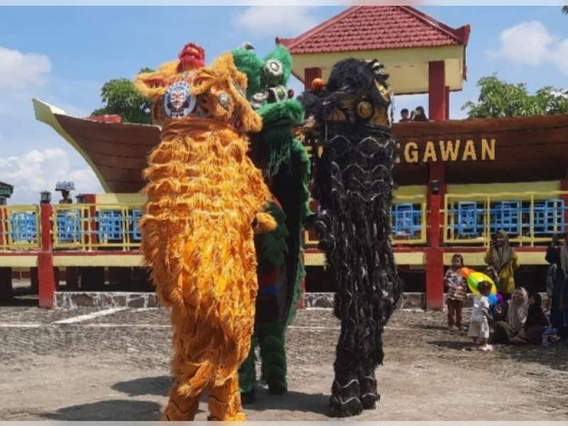 Liburan Seru di Galeri Bengawan Bojonegoro, dari Atraksi Barongsai hingga Perahu Berusia Ratusan Tahun