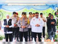 Dampingi Kapolri, Gubernur Jatim Hadiri Peletakan Batu Pertama Museum Marsinah di Nganjuk